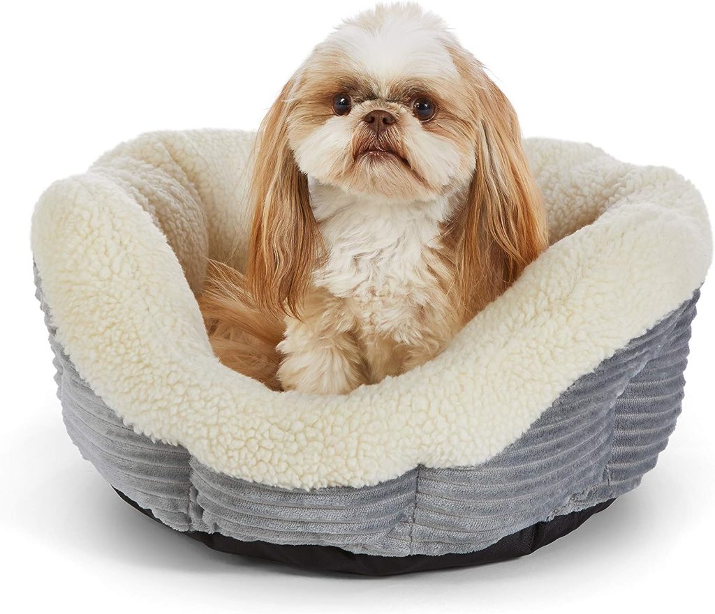 Amazon Basics Round Warming Pet Bed, 45.7 cm