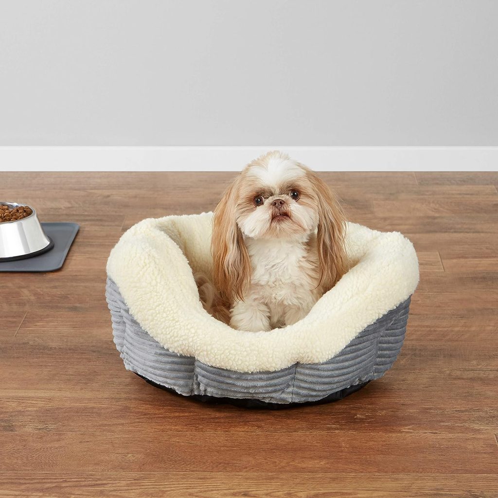 Amazon Basics Round Warming Pet Bed, 45.7 cm