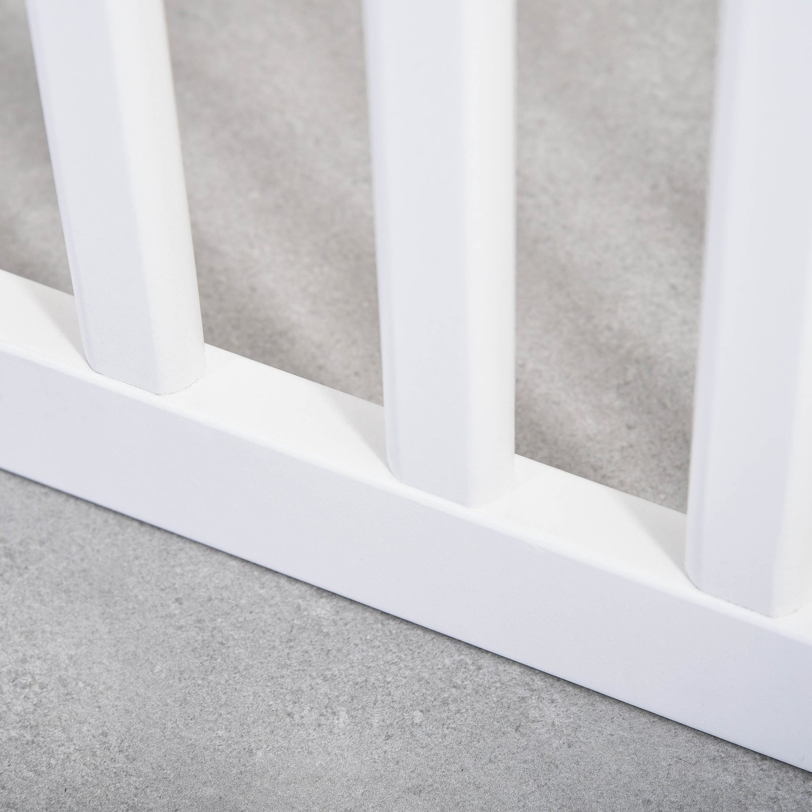 Wooden Pet Gate Foldable Freestanding Dog Safety Barrier w/ Support Feet